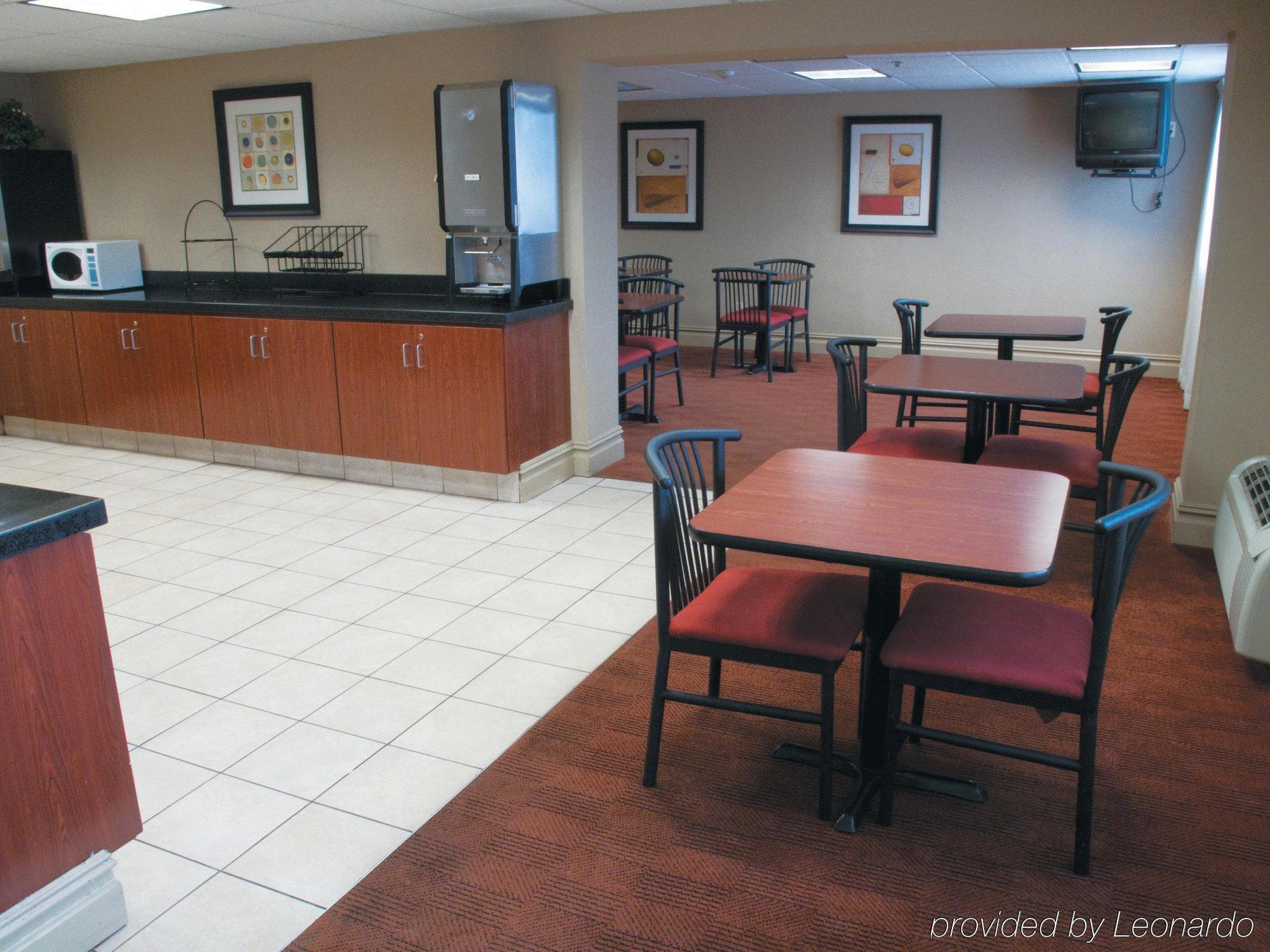 Days Inn By Wyndham Wayne Exterior photo